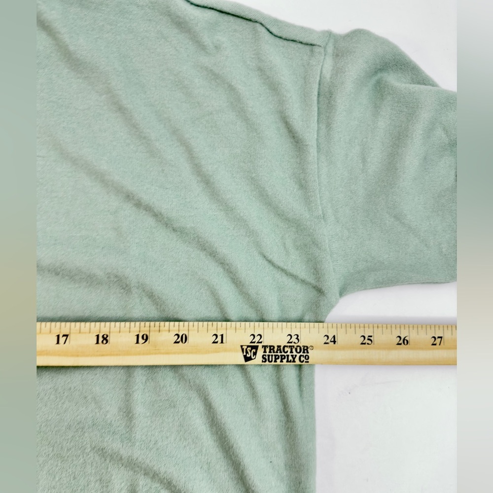 Double Zero Iceburge Green Cropped Turtleneck Sweater women’s size L‎ (G32) - Picture 3 of 7